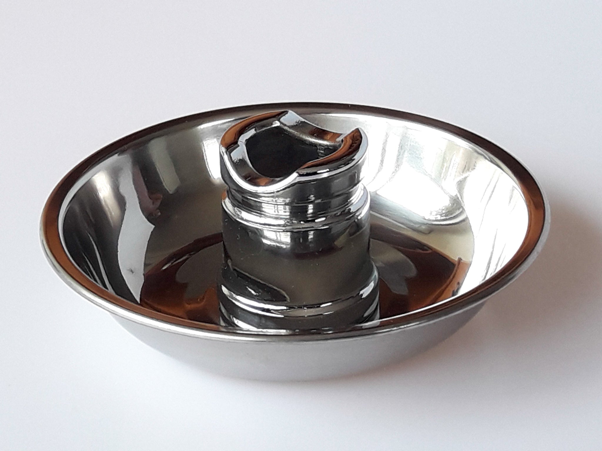 Moxa Extinguisher / Holder With Steel Plate